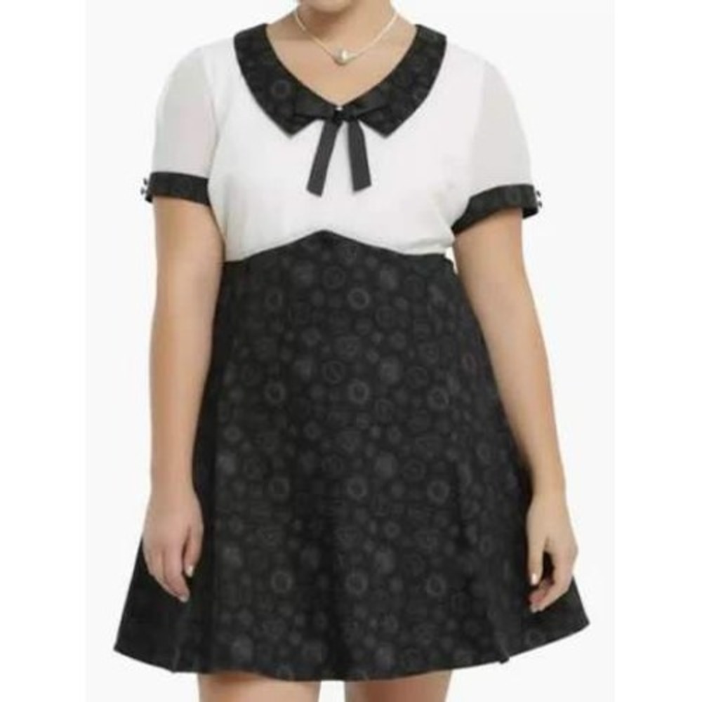 Torrid Fantastic Beasts Black White Peter Pan Collar Dress Plus Size 26 Pockets - Picture 1 of 9